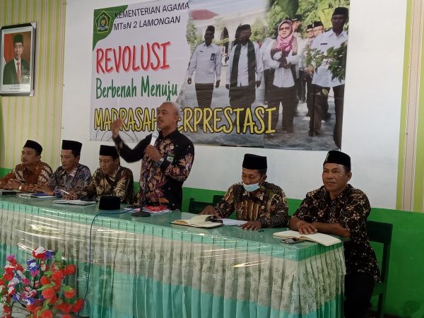 Rapat dinas awal tahun pelajaran 2022/2023 dengan tema"Revolusi Berbenah Menuju Madrasah Berprestasi"